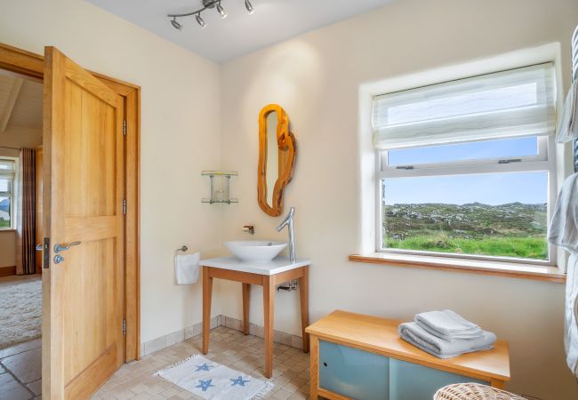 House in Ballyconneely - Diamond Cottage Mannin luxurious spacious property House in Ballyconneely - Diamond Cottage Mannin luxurious spacious property