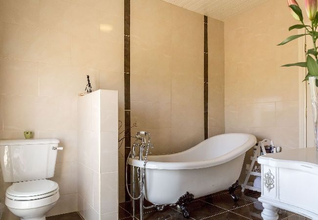 House in Ballyconneely - Doleen House true luxury with breathtaking views House in Ballyconneely - Doleen House true luxury with breathtaking views