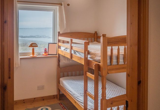 House in Clifden - Errislannan Stone Cottage offers plenty of space and fabulous views.  House in Clifden - Errislannan Stone Cottage offers plenty of space and fabulous views.