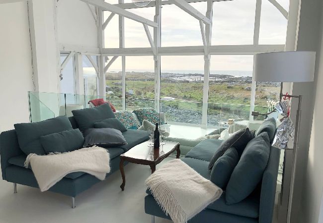 House in Ballyconneely - Doleen Quay House is a luxurious beach holiday home  House in Ballyconneely - Doleen Quay House is a luxurious beach holiday home