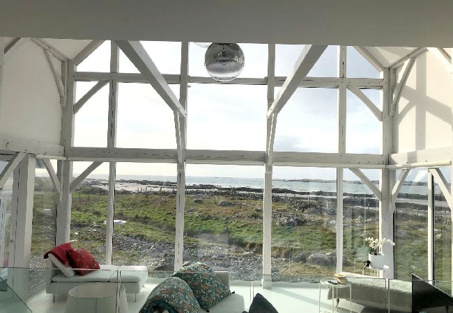 House in Ballyconneely - Doleen Quay House is a luxurious beach holiday home  House in Ballyconneely - Doleen Quay House is a luxurious beach holiday home