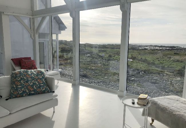 House in Ballyconneely - Doleen Quay House is a luxurious beach holiday home  House in Ballyconneely - Doleen Quay House is a luxurious beach holiday home