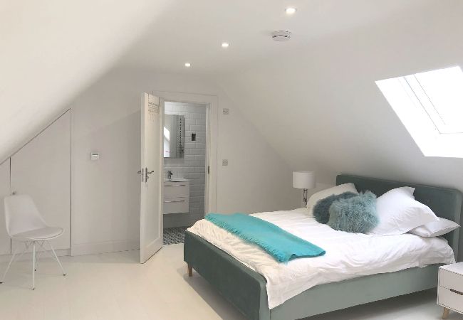 House in Ballyconneely - Doleen Quay House is a luxurious beach holiday home  House in Ballyconneely - Doleen Quay House is a luxurious beach holiday home