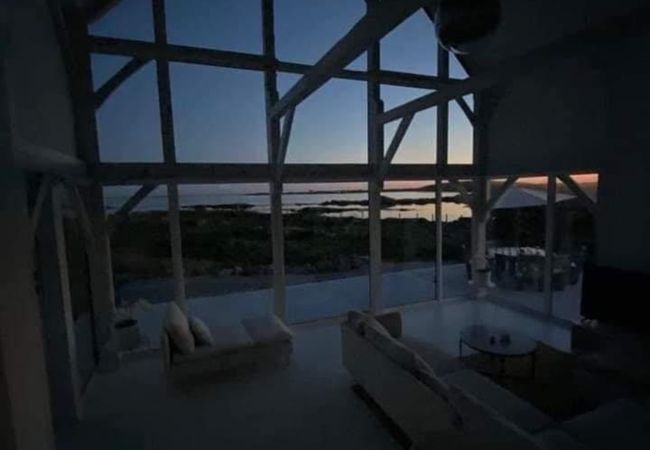 House in Ballyconneely - Doleen Quay House is a luxurious beach holiday home  House in Ballyconneely - Doleen Quay House is a luxurious beach holiday home