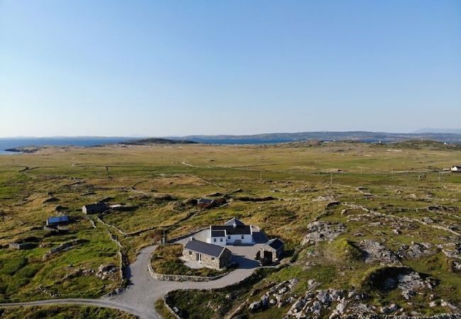 House in Ballyconneely - Paddy Carroll's Cottage where one can relax unwind House in Ballyconneely - Paddy Carroll's Cottage where one can relax unwind