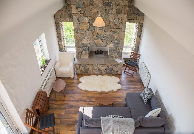 House in Ballyconneely - Paddy Carroll's Cottage where one can relax unwind House in Ballyconneely - Paddy Carroll's Cottage where one can relax unwind