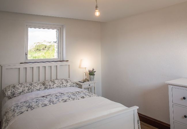 House in Ballyconneely - Paddy Carroll's Cottage where one can relax unwind House in Ballyconneely - Paddy Carroll's Cottage where one can relax unwind