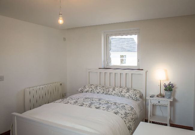 House in Ballyconneely - Paddy Carroll's Cottage where one can relax unwind House in Ballyconneely - Paddy Carroll's Cottage where one can relax unwind