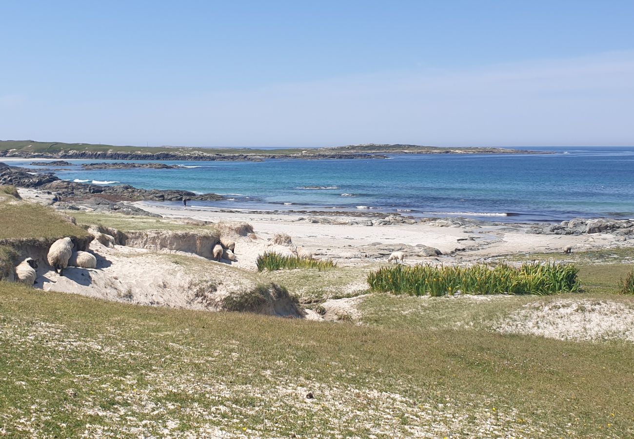 House in Ballyconneely - Luxury Coastal Escape in Ballyconneely, Connemara