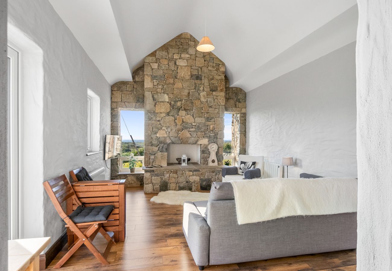 House in Ballyconneely - Luxury Coastal Escape in Ballyconneely, Connemara