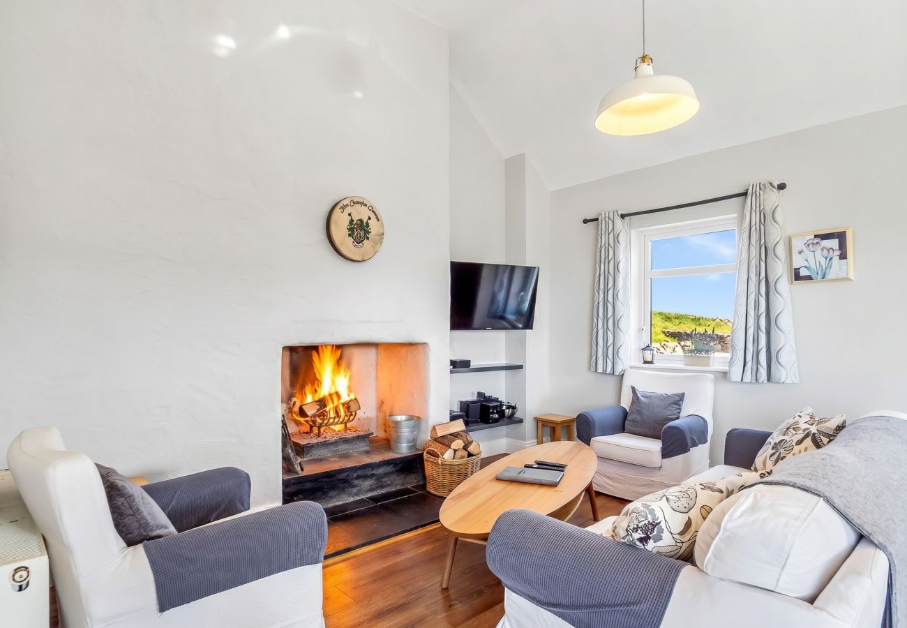 House in Ballyconneely - Luxury Coastal Escape in Ballyconneely, Connemara