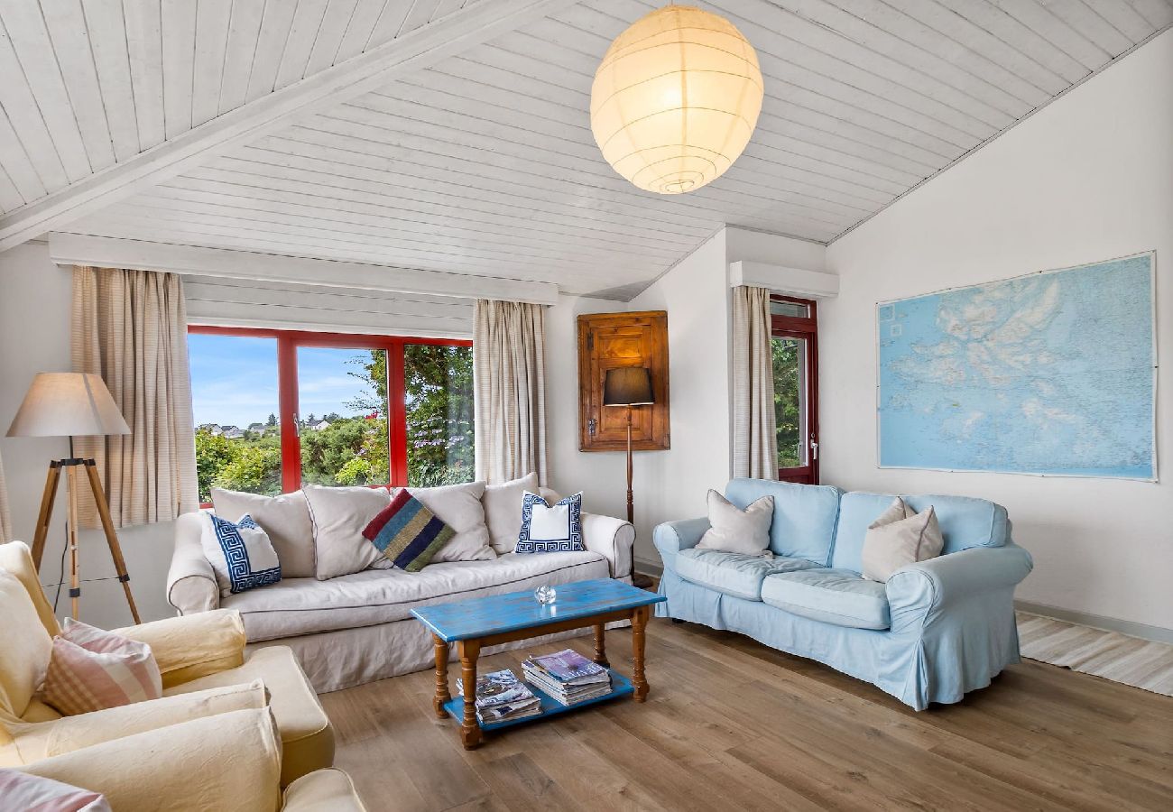 House in Cashel - Salmon Cottage offers breathtaking views 