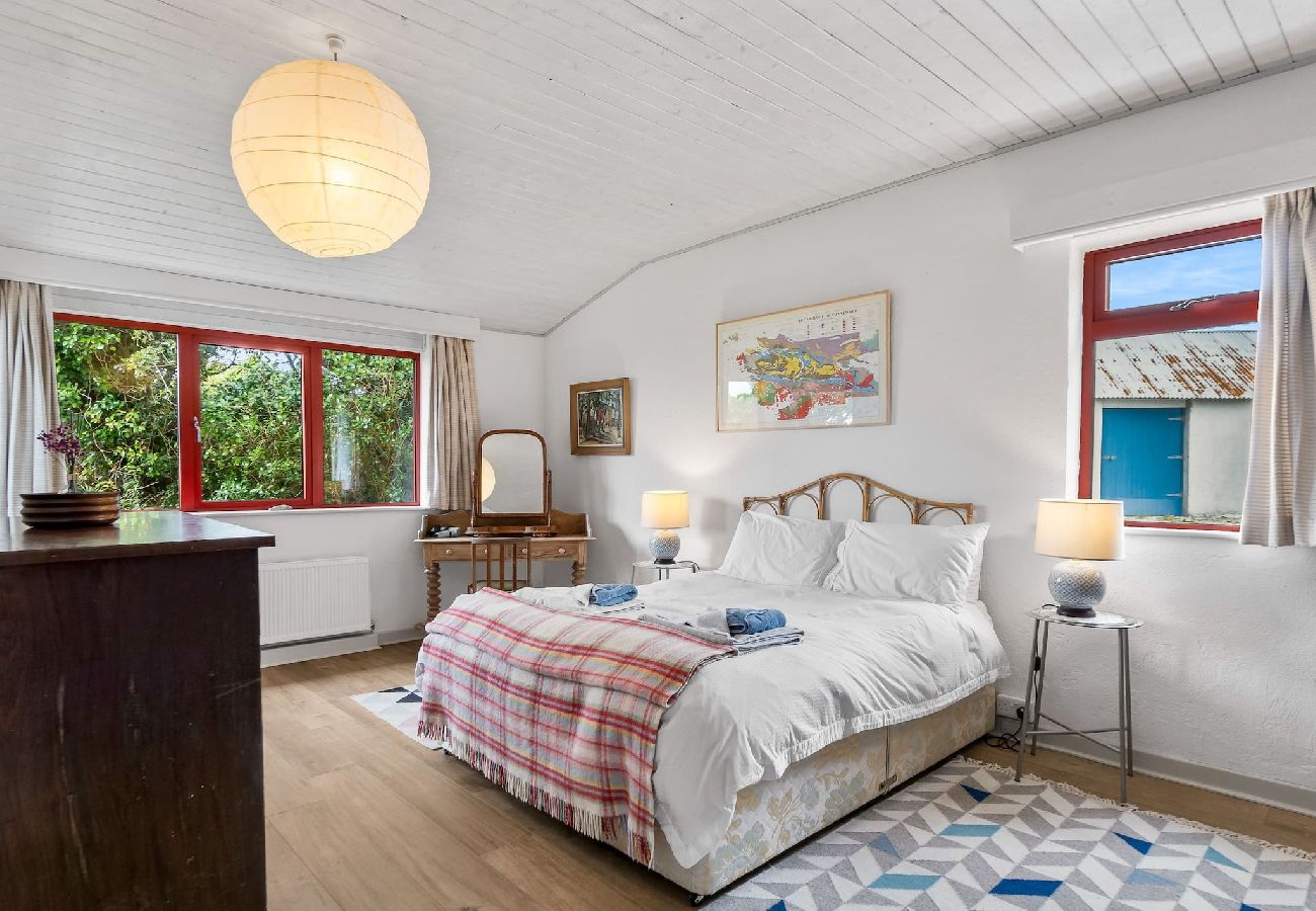 House in Cashel - Salmon Cottage offers breathtaking views 