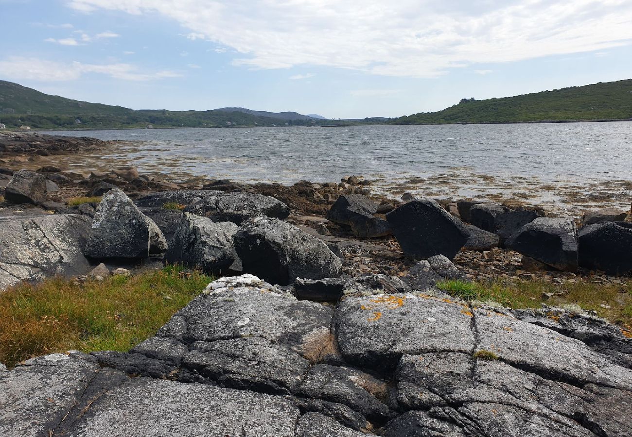 House in Cashel - Salmon Cottage offers breathtaking views 