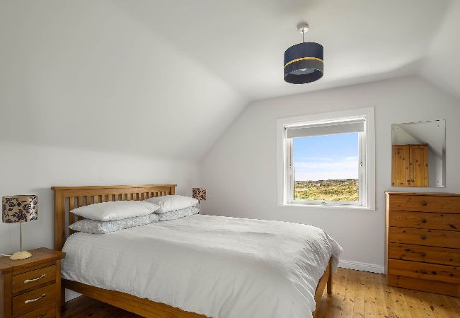 House in Ballyconneely - Lake House Mannin, holiday maker’s paradise House in Ballyconneely - Lake House Mannin, holiday maker’s paradise