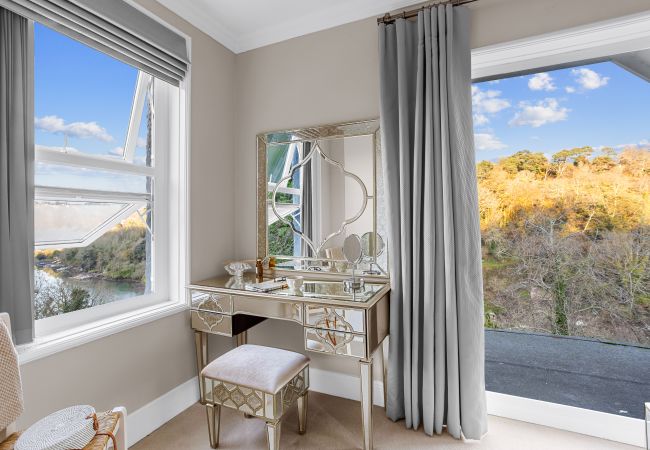 House in Kingswear - Homefield - Chic charm with unrivalled river views House in Kingswear - Homefield - Chic charm with unrivalled river views