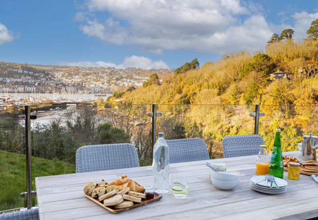 House in Kingswear - Homefield - Chic charm with unrivalled river views House in Kingswear - Homefield - Chic charm with unrivalled river views