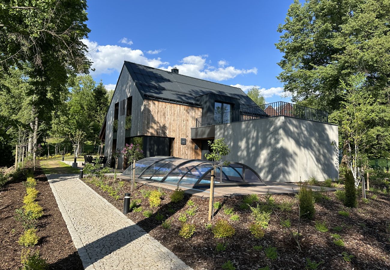 Villa in Cerný Dul - KCML115