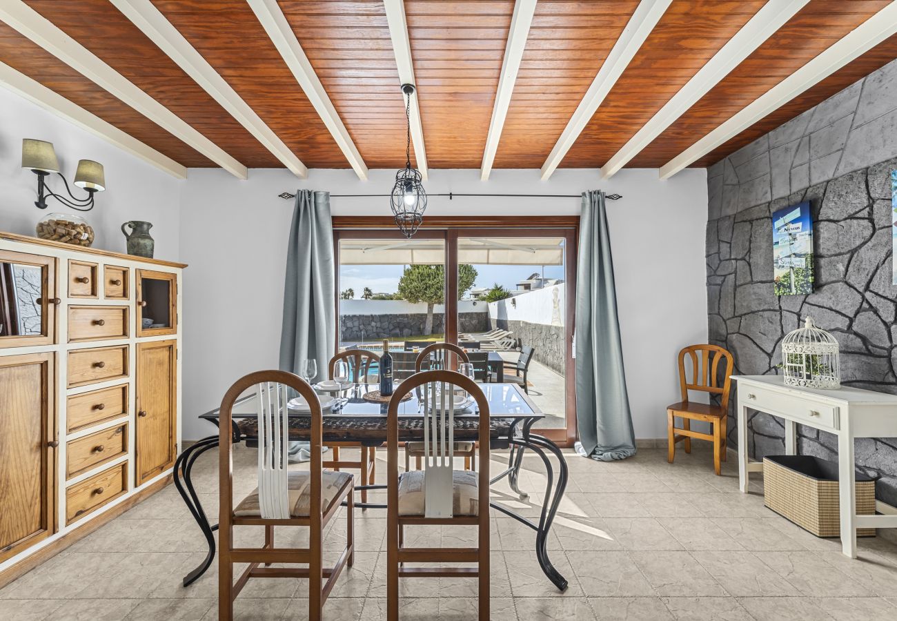 Villa in Playa Blanca - Villa Bezanilla - Villasexperience
