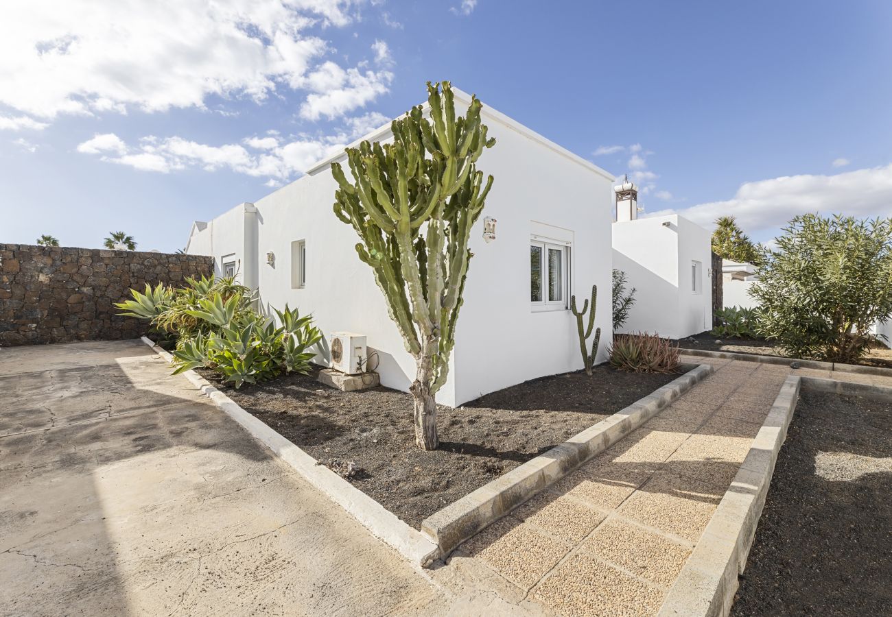 Villa in Puerto del Carmen - Villa Eva - Villasexperience