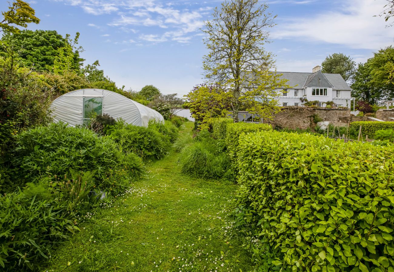 House in Redlap - Little Redlap - delightful sea and garden views near Dartmouth