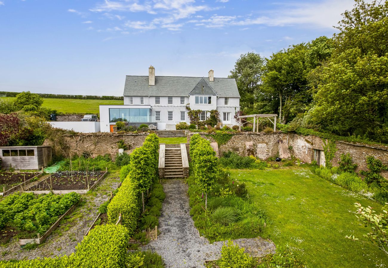 House in Redlap - Little Redlap - delightful sea and garden views near Dartmouth