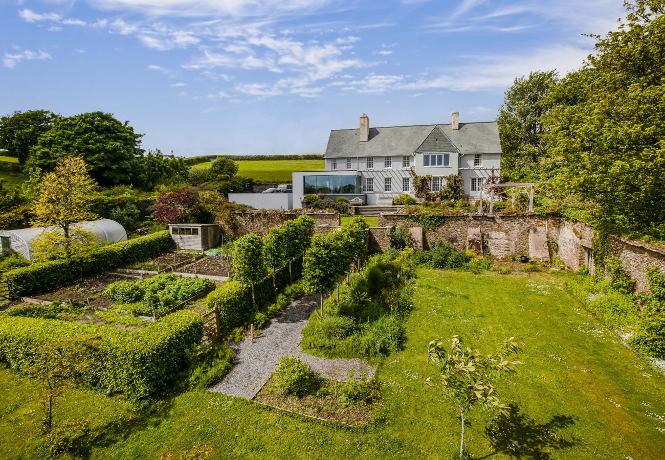 House in Redlap - Little Redlap - delightful sea and garden views near Dartmouth