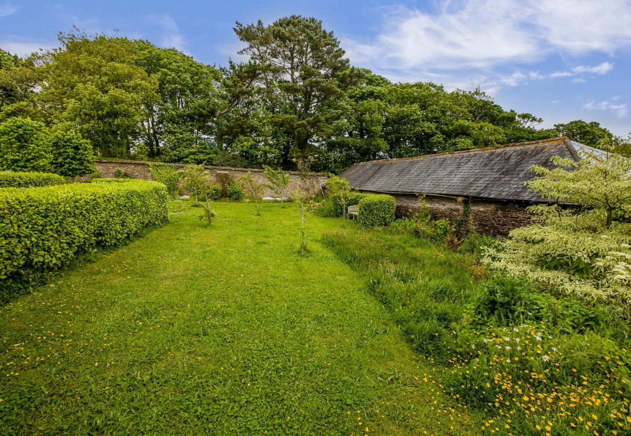 House in Redlap - Little Redlap - delightful sea and garden views near Dartmouth