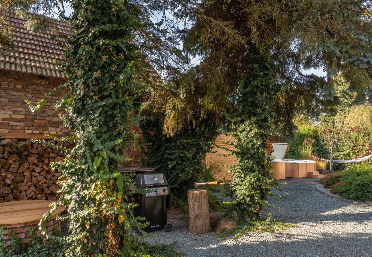 Villa in Kladruby nad Labem - PKK031