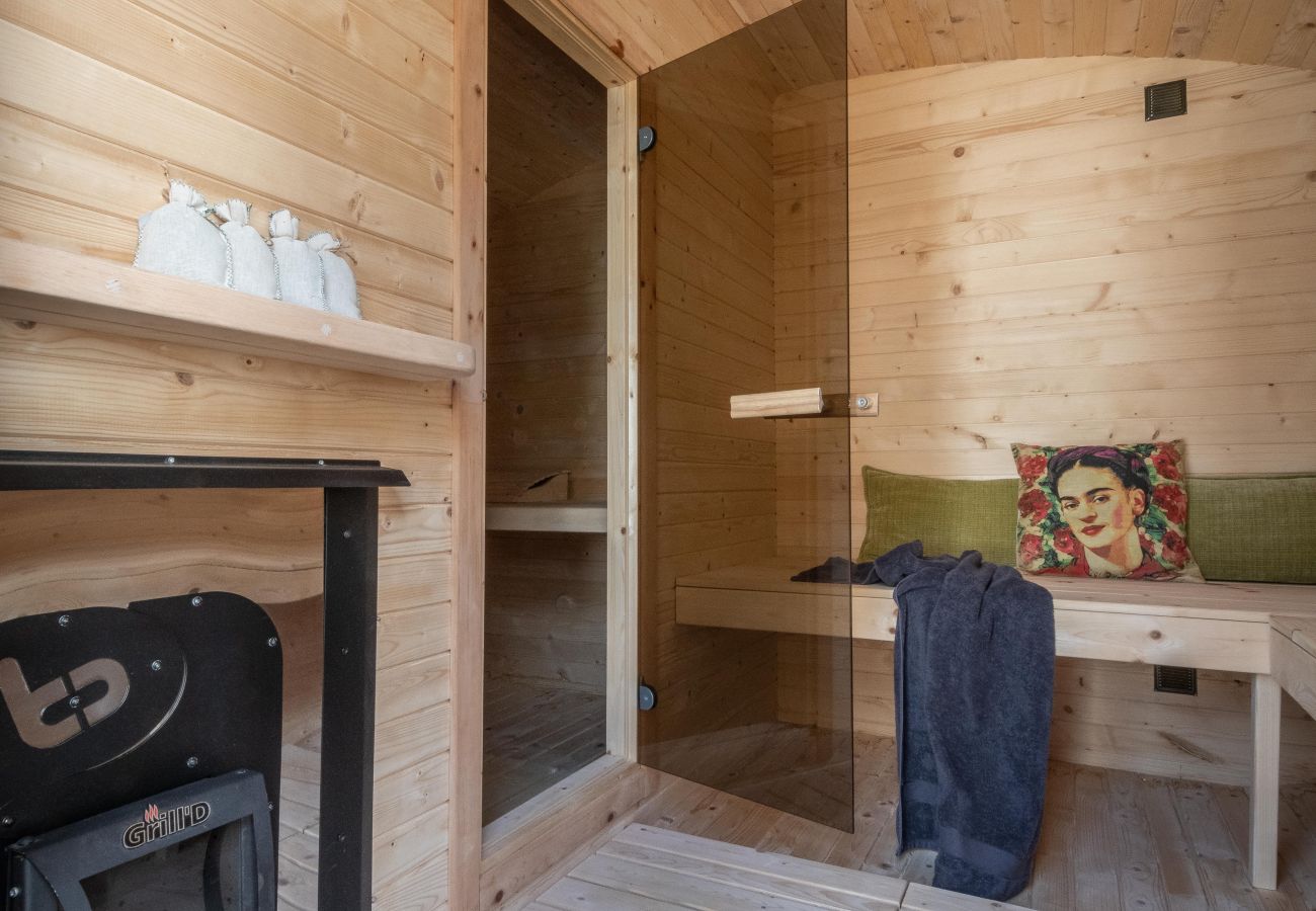 Villa in Kladruby nad Labem - PKK031