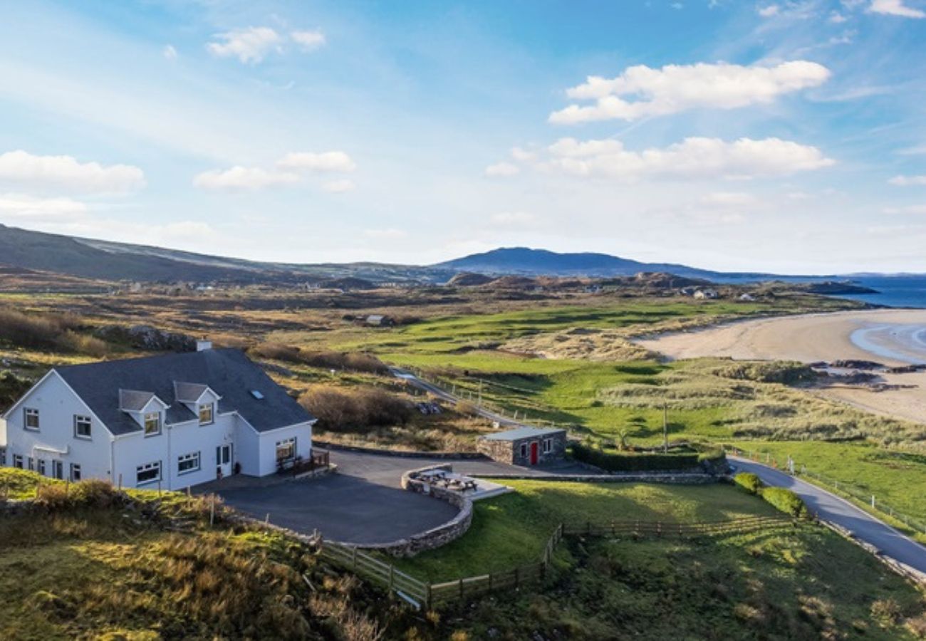 House in Renvyle - Glassillaun Beach House, An ideal group getaway