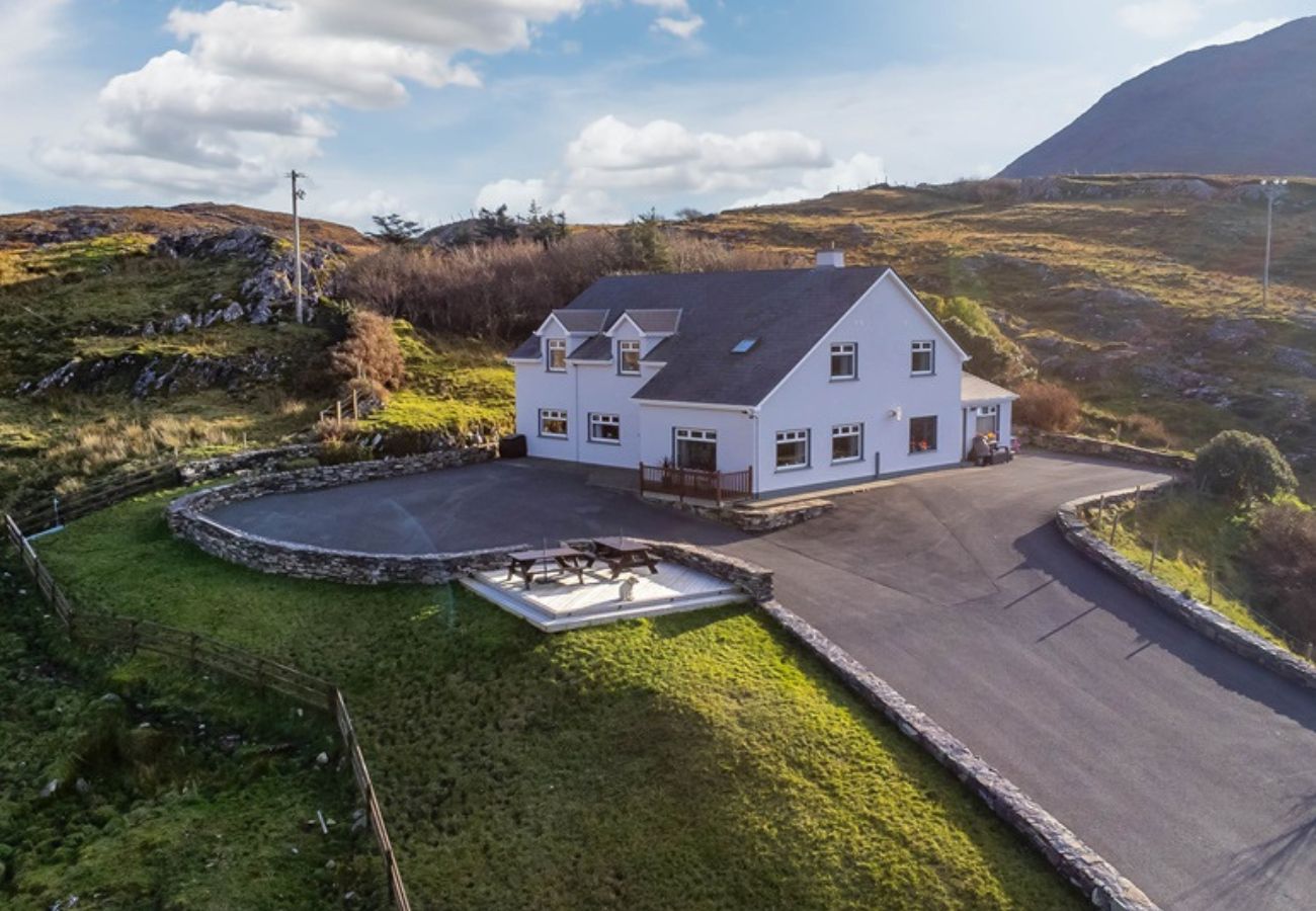 House in Renvyle - Glassillaun Beach House, An ideal group getaway