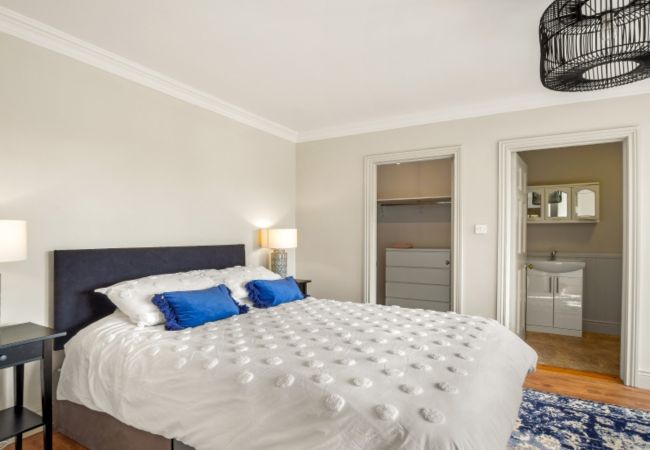 House in Clifden - Sycamore Cottage on the outskirts of Clifden  House in Clifden - Sycamore Cottage on the outskirts of Clifden