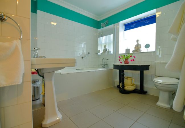 House in Clifden - The Quay House, Clifden’s oldest building House in Clifden - The Quay House, Clifden’s oldest building