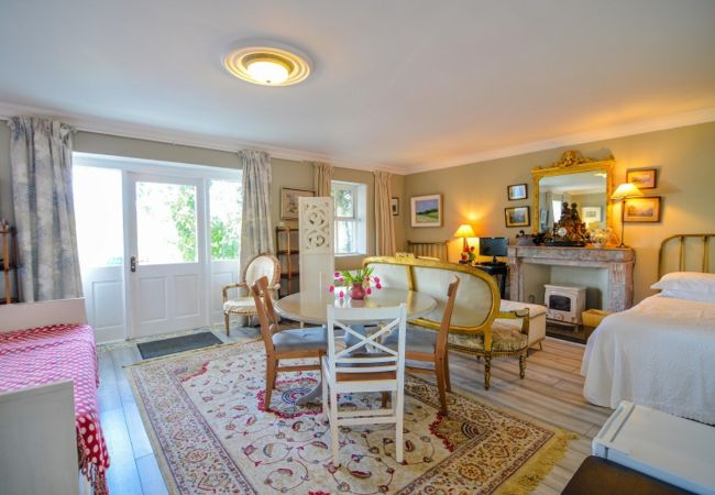 House in Clifden - The Quay House, Clifden’s oldest building House in Clifden - The Quay House, Clifden’s oldest building