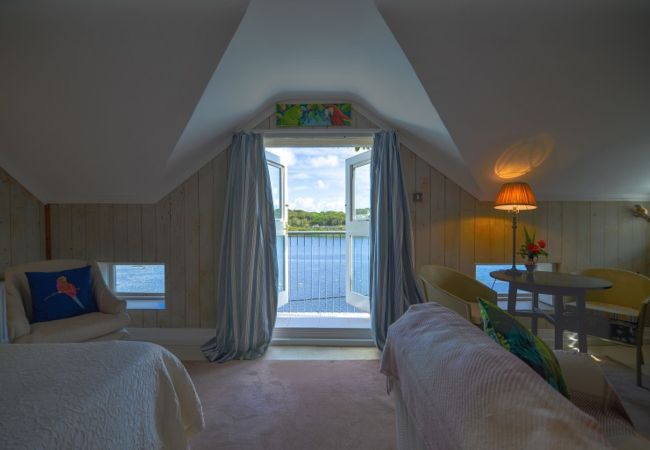 House in Clifden - The Quay House, Clifden’s oldest building House in Clifden - The Quay House, Clifden’s oldest building