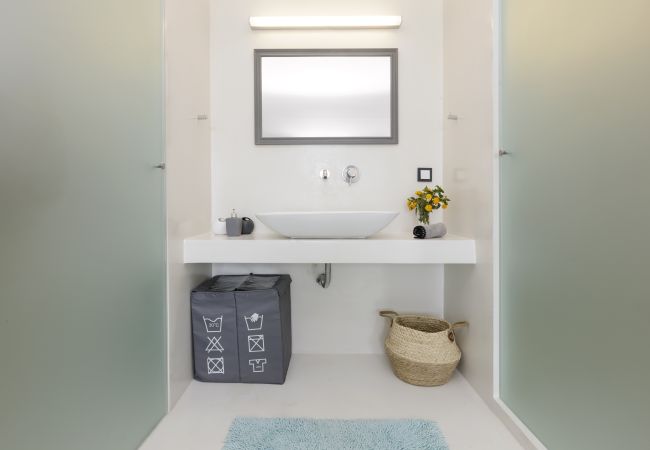 Villa in Naousa - Kolimbithres Rock Villa Villa in Naousa - Kolimbithres Rock Villa