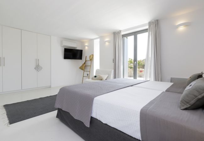 Villa in Naousa - Kolimbithres Rock Villa Villa in Naousa - Kolimbithres Rock Villa