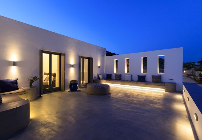 Villa in Naousa - Kolimbithres Rock Villa Villa in Naousa - Kolimbithres Rock Villa