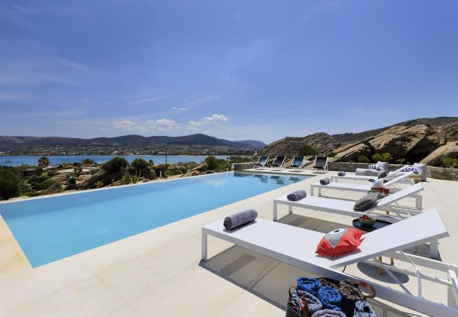 Villa in Naousa - Kolimbithres Rock Villa Villa in Naousa - Kolimbithres Rock Villa