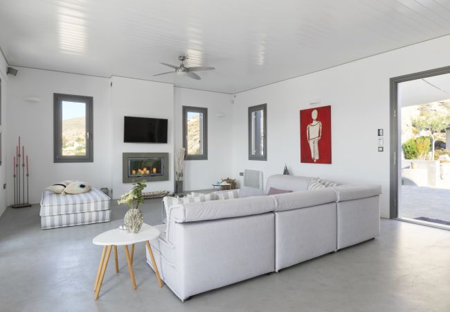 Villa in Naousa - Kolimbithres Rock Villa Villa in Naousa - Kolimbithres Rock Villa