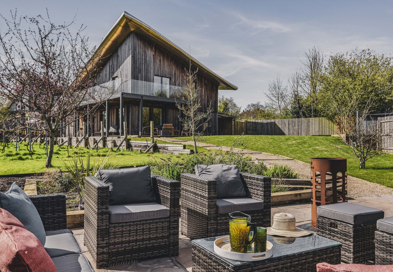 House in Weston - Heron House -  Luxury Grand Designs Eco-Home
