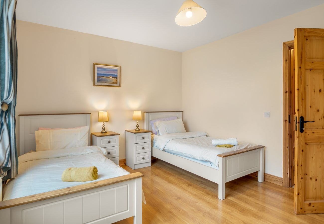 House in Ballinrobe - Lough Mask Fishing Lodge - Ideal for groups