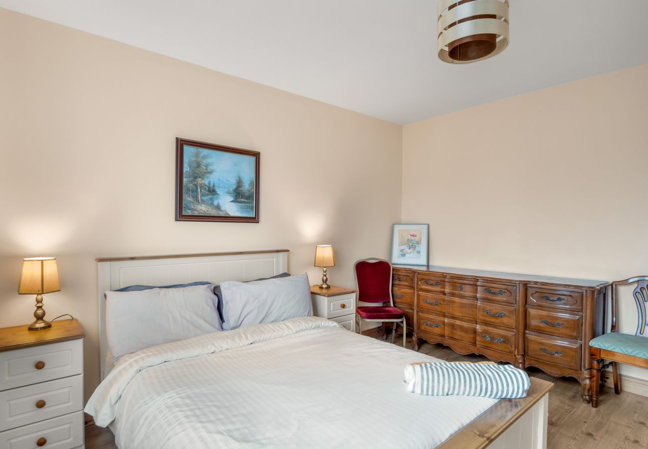 House in Ballinrobe - Lough Mask Fishing Lodge - Ideal for groups