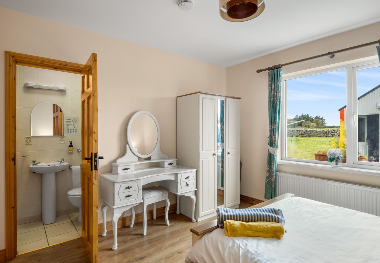 House in Ballinrobe - Lough Mask Fishing Lodge - Ideal for groups
