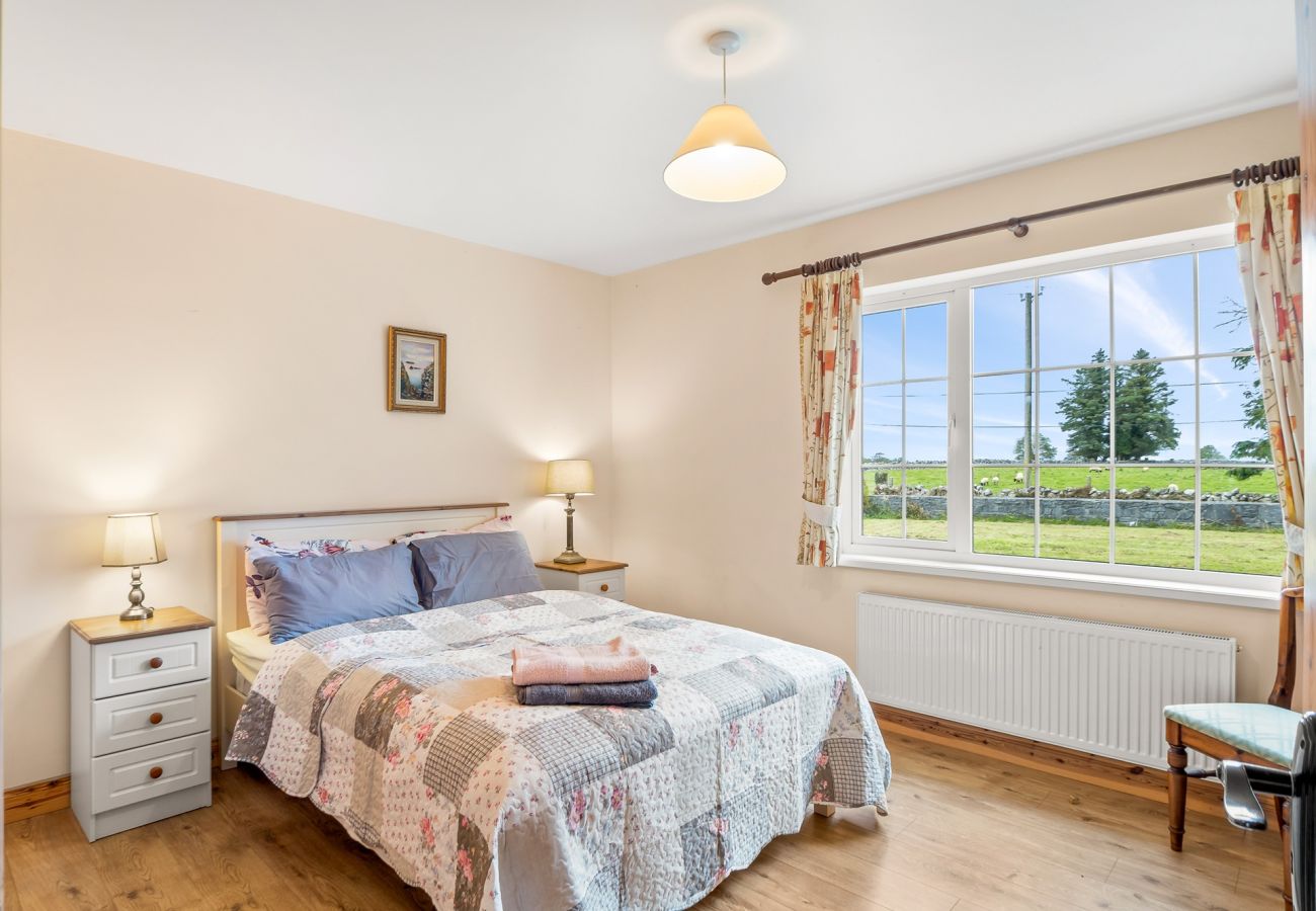 House in Ballinrobe - Lough Mask Fishing Lodge - Ideal for groups