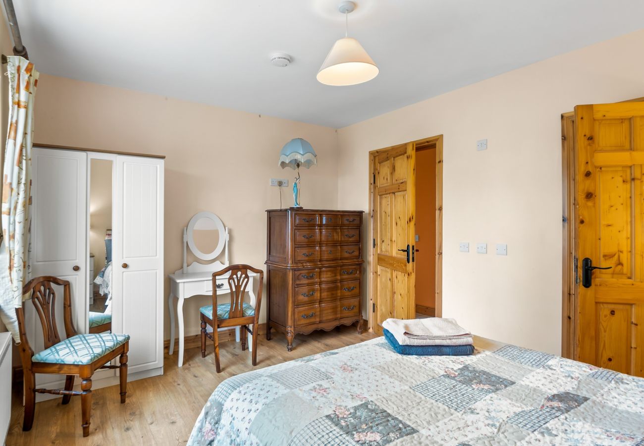House in Ballinrobe - Lough Mask Fishing Lodge - Ideal for groups