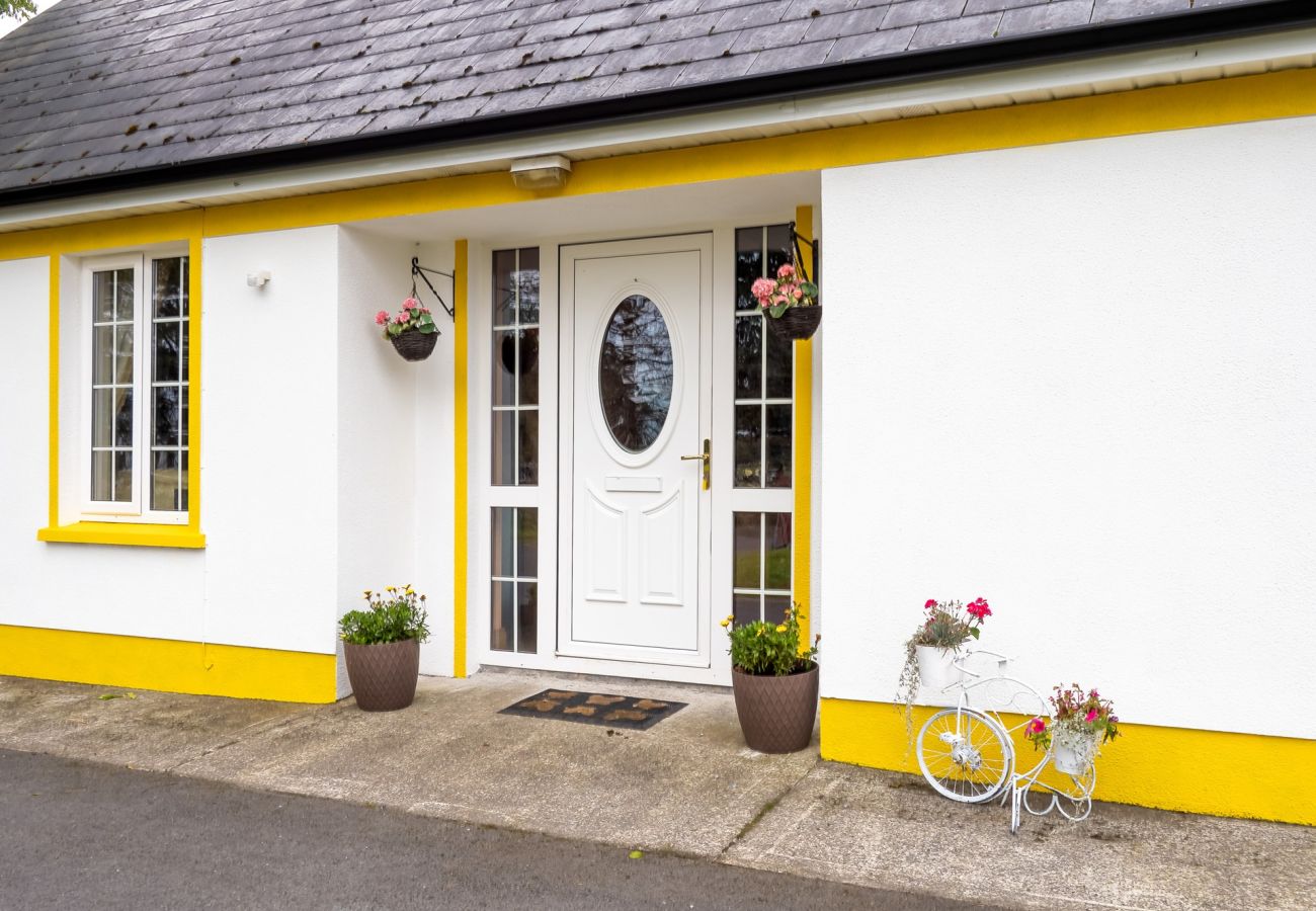 House in Ballinrobe - Lough Mask Fishing Lodge - Ideal for groups