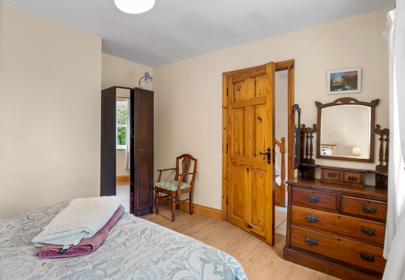 House in Ballinrobe - Lough Mask Fishing Cottage - For family or groups 