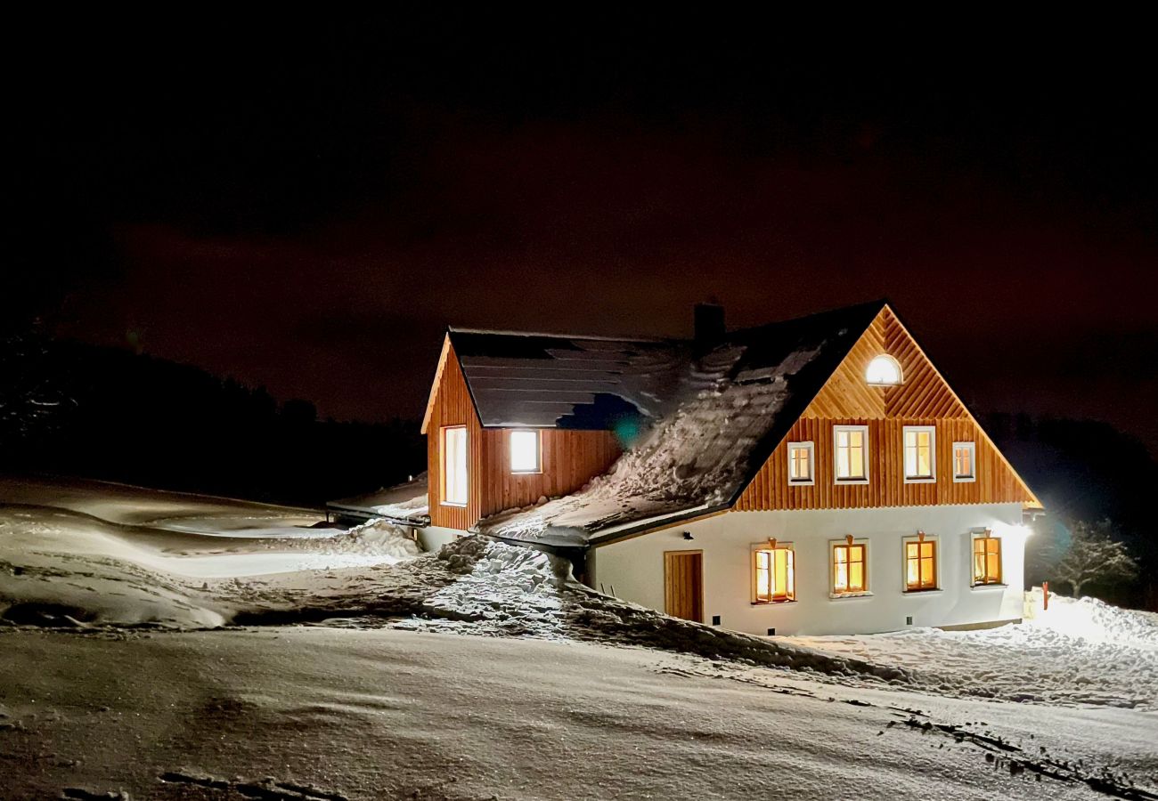 Villa in Víchová nad Jizerou - LVV033